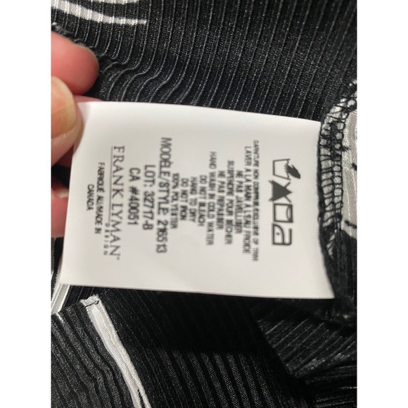 Frank Lyman Black White Abstract Pleated Kimono Cardigan Jacket Women Size 18 - Picture 7 of 7